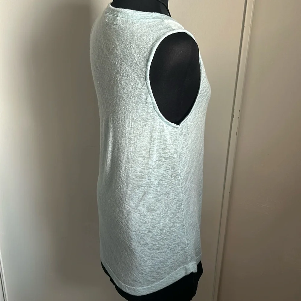 Young at Heart Lightweight V-Neck Knit Sweater Tank Top - Picture 4 of 10